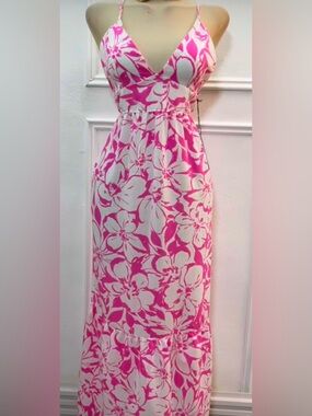 NWT Haute Monde Pink Floral Maxi Dress